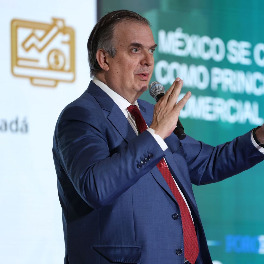 Marcelo Ebrard asistió al foro “Construyendo oportunidades… Crecimiento económico con equidad”.